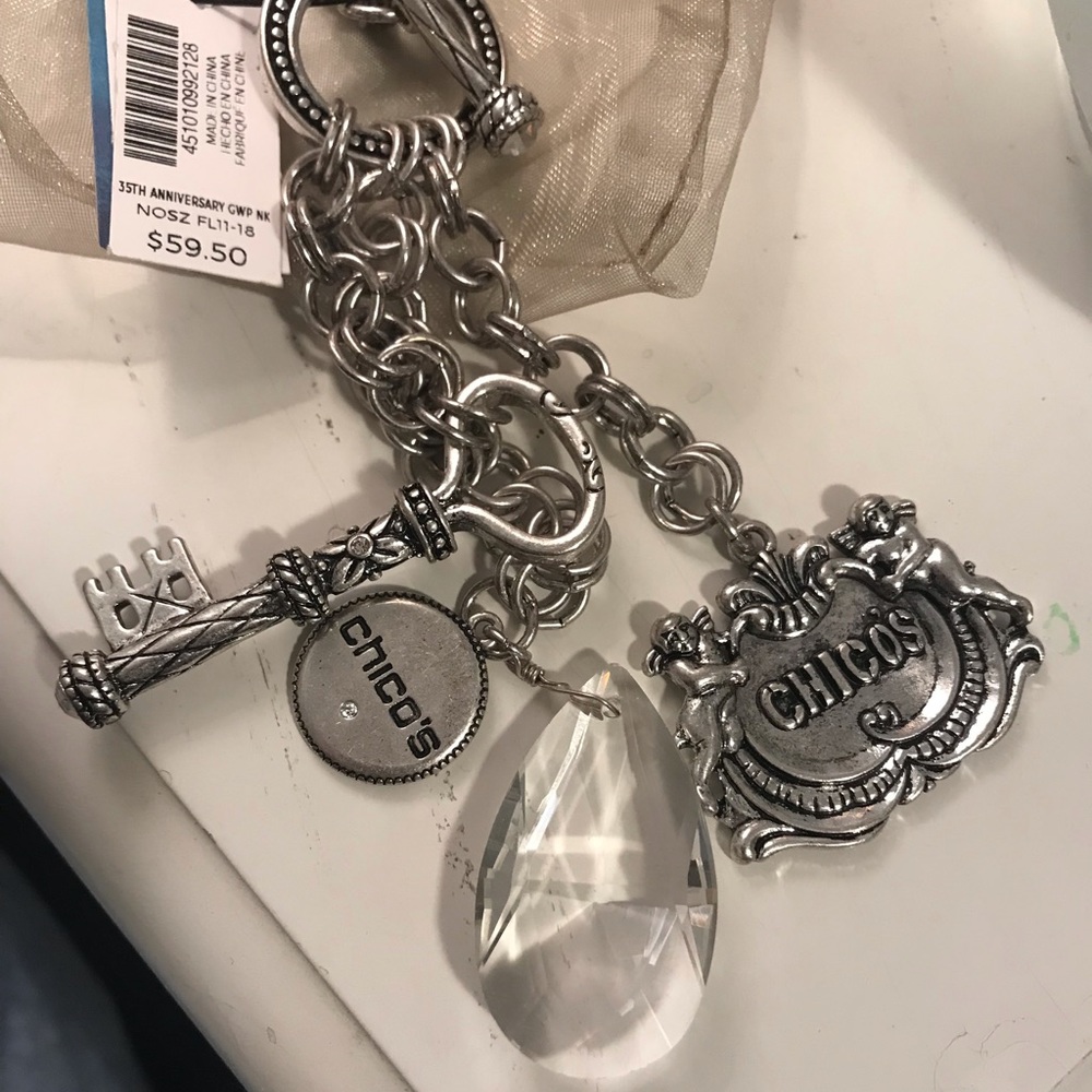 Chico’s necklace